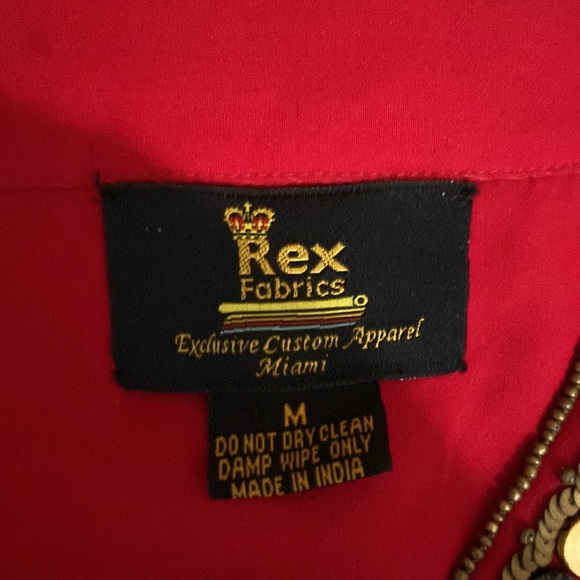Red blouse mad in India Rex Fabrics - Picture 5 of 9